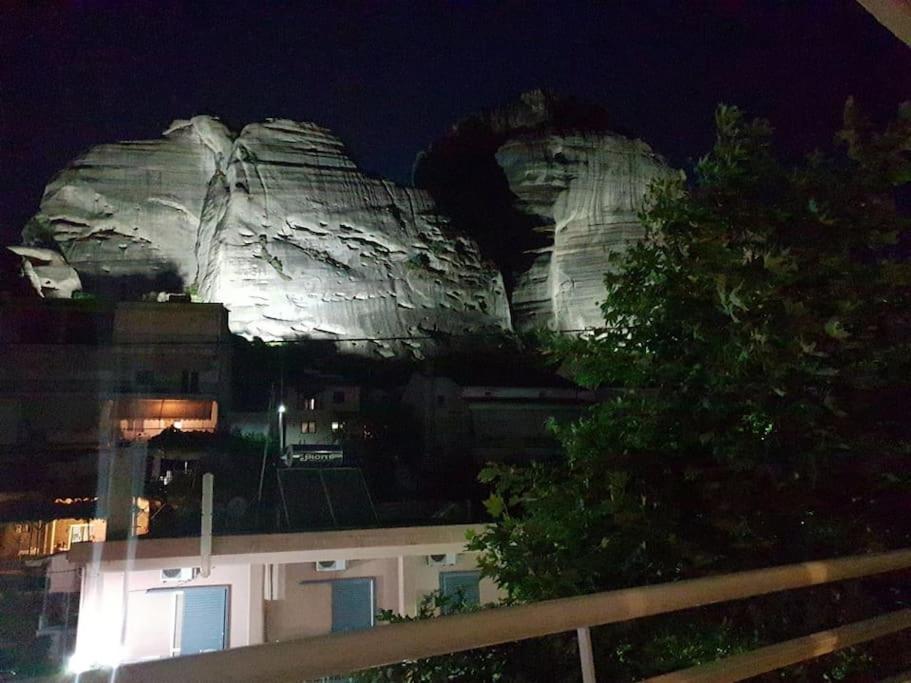 House With Amazing View Of Meteora Daire Kalampáka Dış mekan fotoğraf