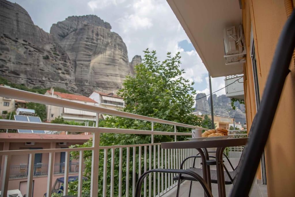 House With Amazing View Of Meteora Daire Kalampáka Dış mekan fotoğraf