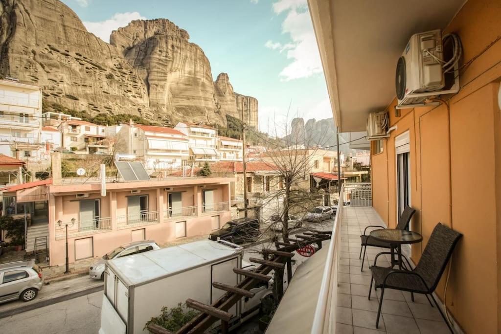 House With Amazing View Of Meteora Daire Kalampáka Dış mekan fotoğraf